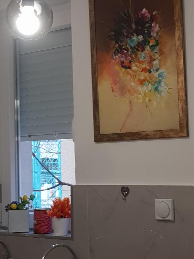 City Diamond Apartment Skopje Buitenkant foto